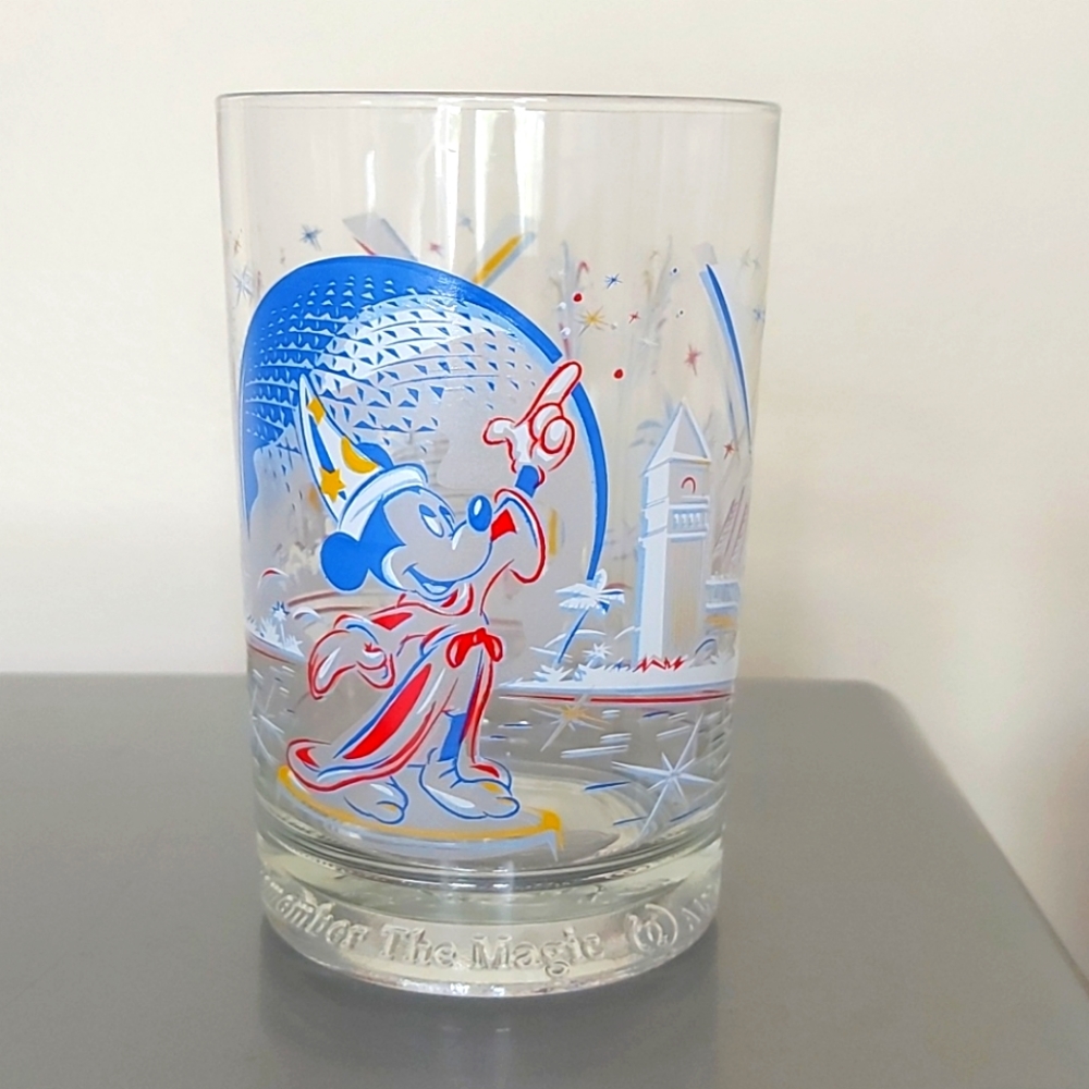 Vintage 90's Disney Remember the Magic Glass